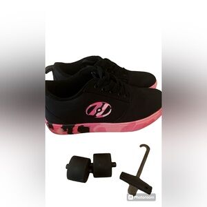 Heelys Pro Skate Shoes black and pink shoes kids 6 women’s 7